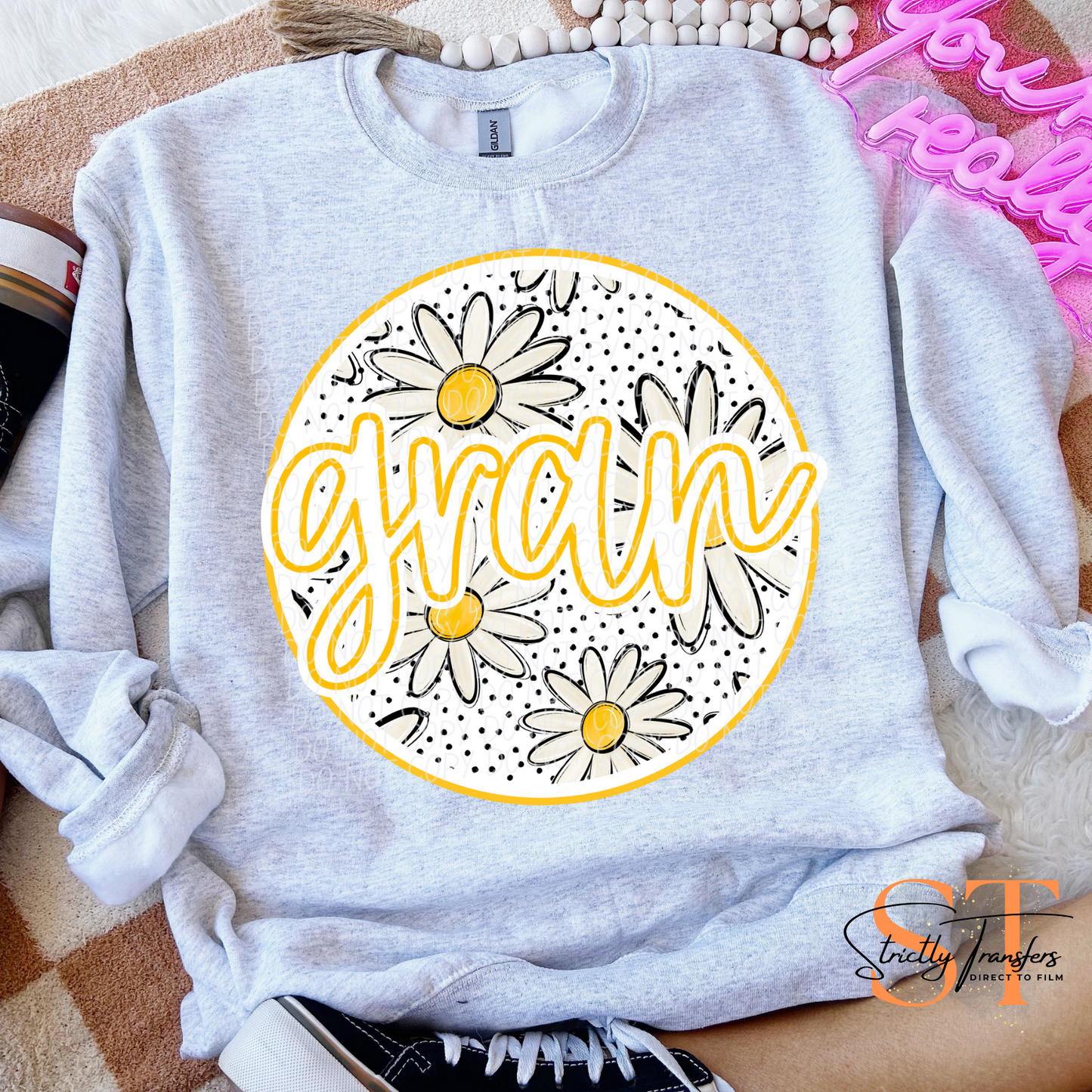 Daisy Circles - Grandma names -12 options Direct to Film Transfers